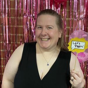 Meet your Posher, Denise